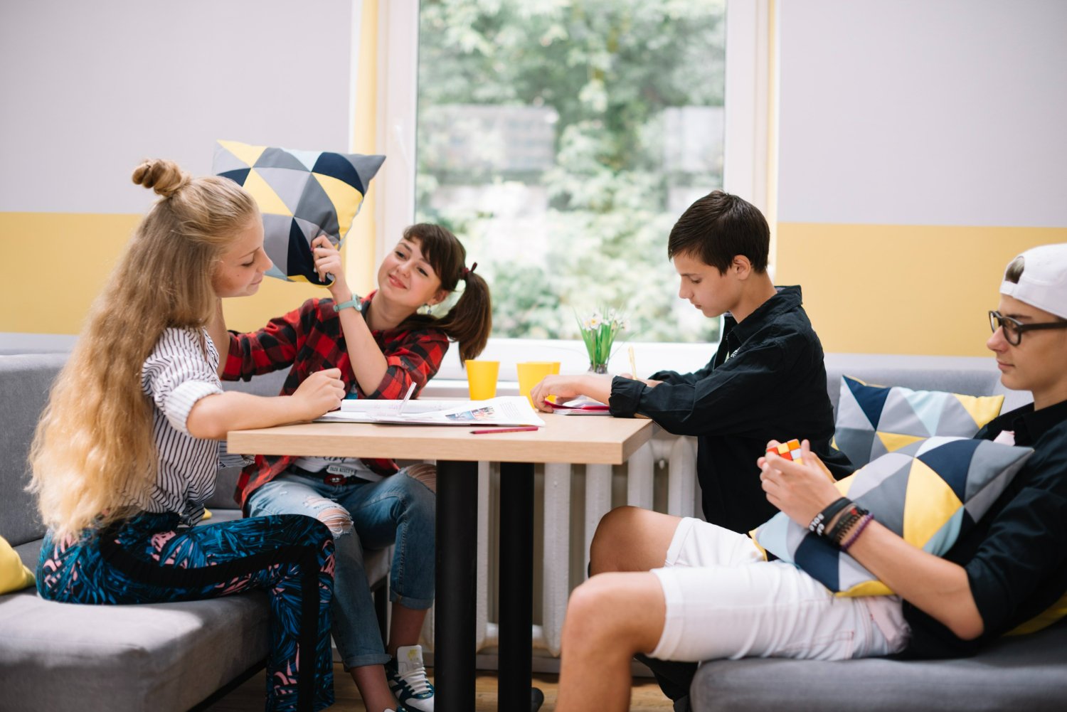 Understanding The Benefits of Group Therapy For Children