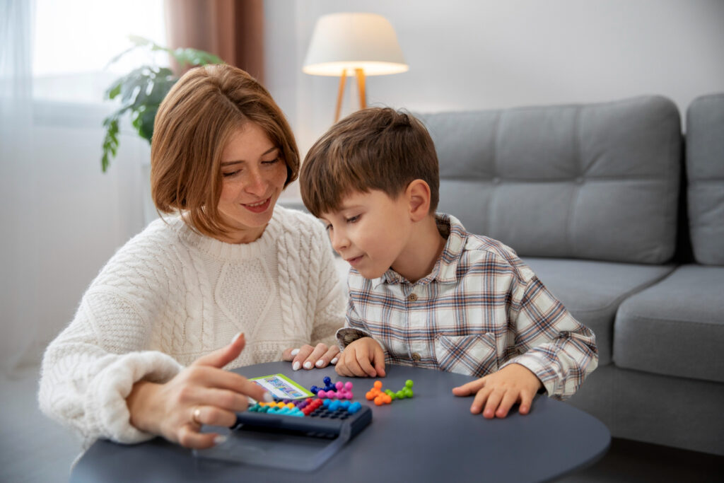 10 Fine Motor Skills Activities for Your Child-TNDC